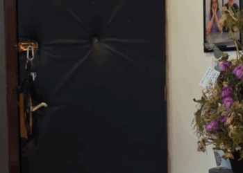 H2010008 Baliw Na Kaibigan Nilason ang Bestfriend Para Makuha Ang Boyfriend part2