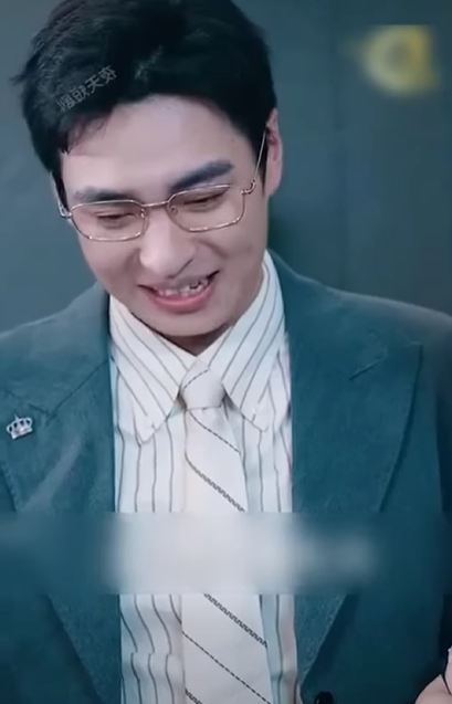 H2110001 Manugang na Naiisip ng Lahat na Tanga Pero Siya ang Bida part2