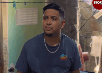 H1010005 BABAE H!NAWAKAN ANG !TLOG NG TINDERONG LALAKI part2