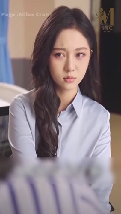 H2410005 Nagpakasal si Girl sa isang kakaibang lalaki para mapasaya ang kanyang ina, hindi niya alam na boss niya ito part2