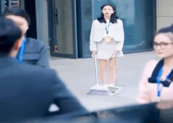 H2510004 Ang dalaga ay orihinal na isang rich lady na kagagaling lang sa pag aaral sa part2