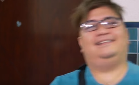 H2610001 Customer, Hinusgahan ng Ahente Dahil sa Pananamit! part2