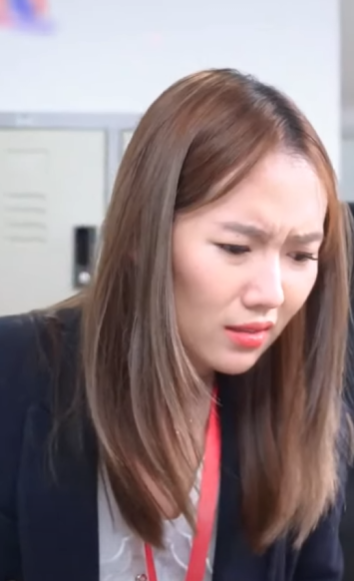 H2610006 25 Huwag mong ibigay ang iyong posisyon sa mga taong may kapangyarihan