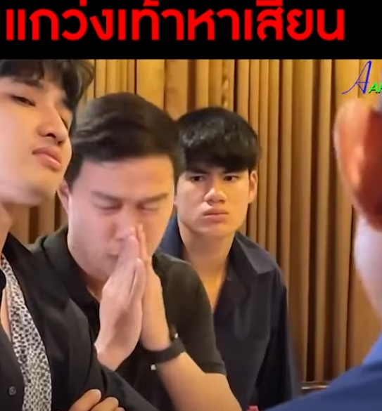 H2610005_4. Mahirap talagang hanapin ang mga paa. Huwag itong palampasin._part2