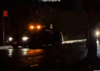 H2710010 On Friday November at Approximately Hrs Sunnyvale Depa