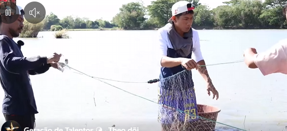 H3110005 Nakapoy Ag Liw Liw Agijay Uppat Nga Muttaleng