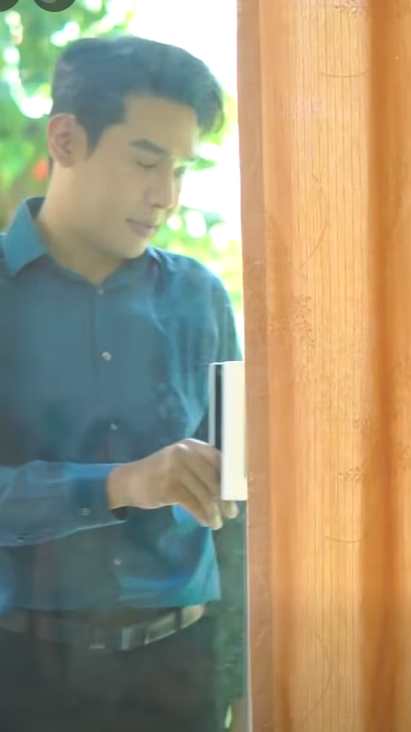 H0111005 Ayoko ng pagiging isang maharlikang kerida