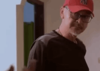 H1210002 DALAGA NAKIPAG CHÜKCHÀKAN SA SARILING ÀMA