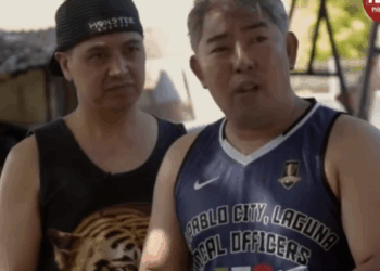 H0910003 Babae Hinusgähan ang mga Tambay part2