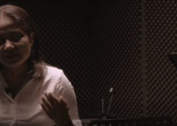 H1410007 Behind Scene Happily Ever After by Versions (Unplugged Video) part2