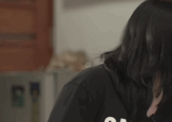 H1610002 Babae, Minaliit Ang Online Seller na Kaibigan part2