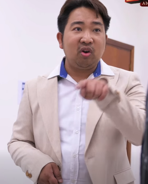 H1911003 Bábaeng Insécuré, Siniraán Anġ Katrábaho part2