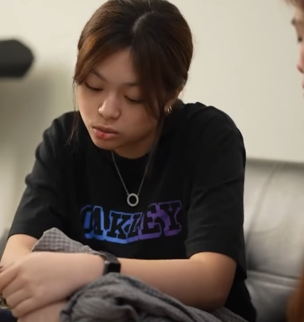 H2011002 Ukay ukay business nilait ng sariling nanay part2