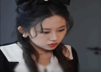 H2211002 Upang maiwasang makipag blind date, arbitraryong pinili niya ang part2