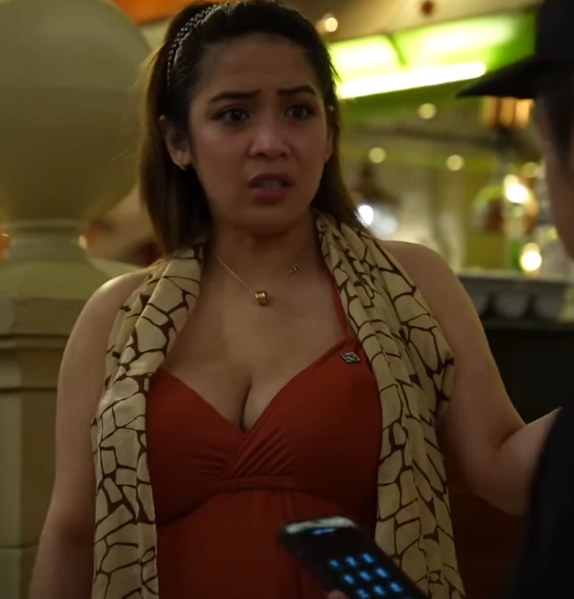 H2411010 Bata chinismis ang sariling Nanay sa Tatay para sa atensyon part2