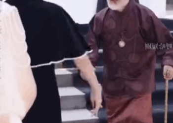 H2511004_Tatlong magagandang dalaga, biglang pumasok sa silid ng isang hangal at ang ending! Rylee Allison_part2