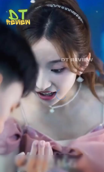 H2611001 Dinala ng babae ang isang bag ng pera sa engagement party at nakatanggap ng sorpresa mula sa nobyo niya Rylee Allison part2