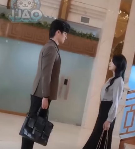 H2611002 Kapag ang mayamang babae ay naging beggar, matutuklasan ba niya ang tunay na pagmamahal part2