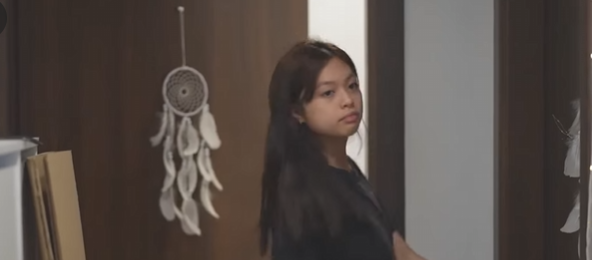 H2811004 Babae Inagawan ng Asawa ng sariling Kakambal part2