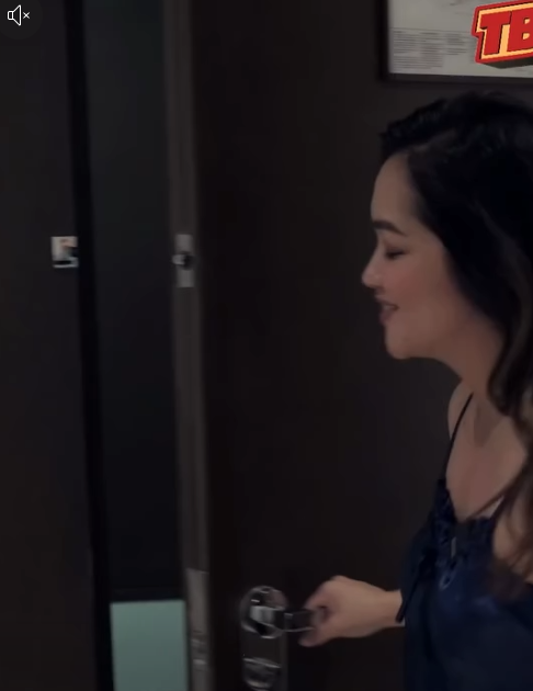 H2911003 Malditang madrasta may kalaguyo part2