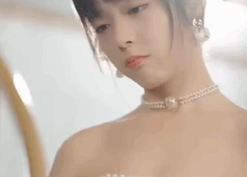 H0611002 Nakita agad ng babae na malapit nang magkaroon ng eksena ng unang halik ang lalaki at ang female lead part2