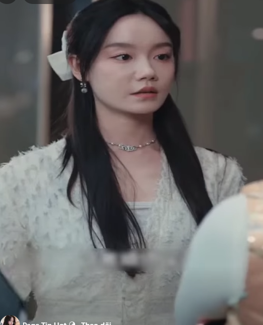 H0711001 Sa hindi inaasahang pagkakataon, tatlong taon nang kasal ang pekeng nobyo at ni minsan ay hindi niya ito nakilala part2