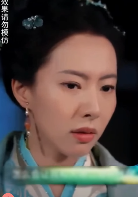 H0811001 Ang buntis na babae ay handa nang kumain ng masustansyang pagkain na inihanda ng mga katulong part2