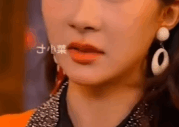 H0811003 Hanggang sa makita ng binata ang kanyang nobya na sumasayaw ng sayaw sa plaza kasama ang kanyang dating minamahal sa harap ng maraming kapitbahay part2