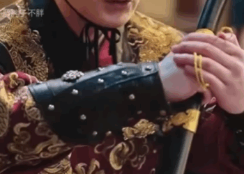 H0811005 Kakapagtago pa lang ni Nanay ng sanggol na sinagip niya sa basket ng gulay, nang mapansin ng mamamatay tao ang dugo sa lupa part2