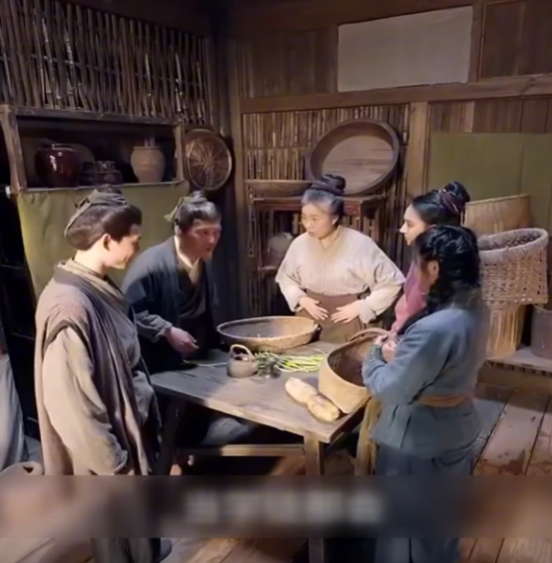 H0911004 EP6 Isang babae, simpleng nag ugat ng ligaw na gulay kapalit ay buong kayamanan! part2