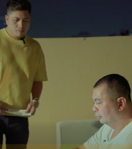 H1011001 Lalaki kinakahiya ang kanyang Kapatid at Ama part2