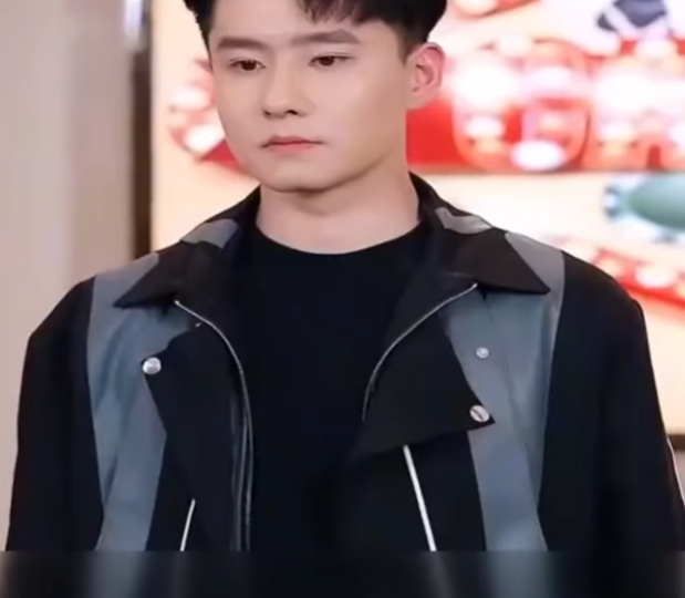 H1311003 EP2 Walang naniwala na isa siyang Diyos ng Suwerte, hanggang sa niyugyog niya ang baso at lumabas ang Dragon