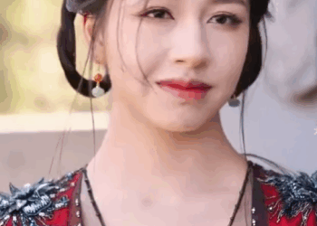 H0211002 Ang binata ay basta lang iginuhit si Nezha mula sa kawalan, hindi niya inasahan na totoong lilitaw si Nezha sa harap niya part2