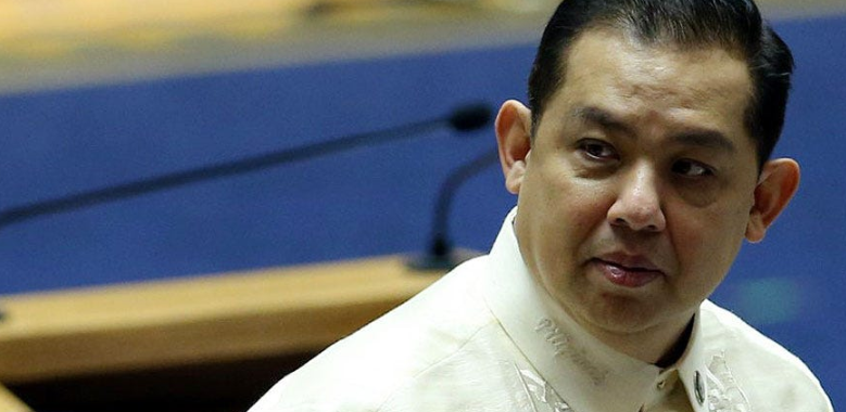 TOTOONG MAY PINAMIGAY NA PERA? NAGKA TRAYDURAN NA! CONG PUNO LINAGLAG SI MIKA SUANZING!